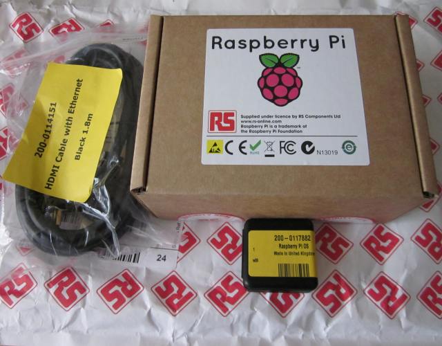 Pierwsze egzemplarze Raspberry Pi