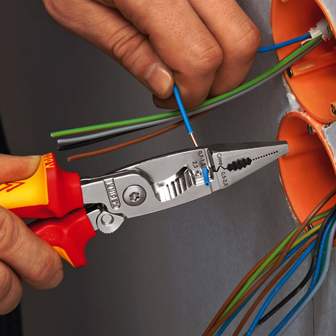 Wielofunkcyjne szczypce dla elektroinstalatorów Knipex