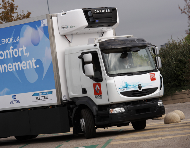 Ciężarówka z napędem elektrycznym Renoult Midlum