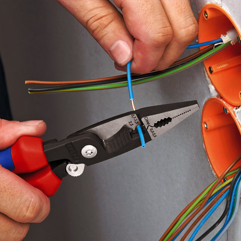 Wielofunkcyjne szczypce dla elektroinstalatorów Knipex