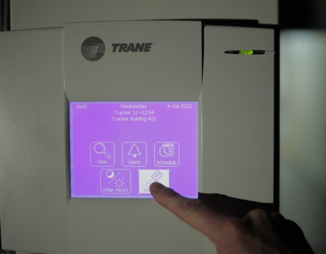 Nowe rozwiązania dla rooftopów zwiększające kontrolę i efektywność energetyczną