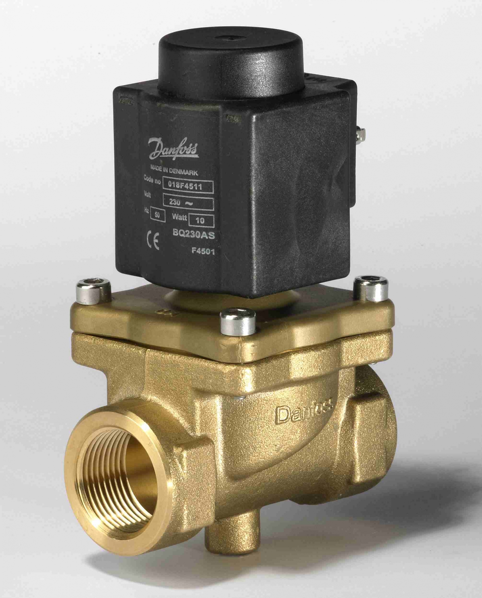 Elektrozawór Danfoss EV245B z wymienną cewką przeznaczony do instalacji parowych