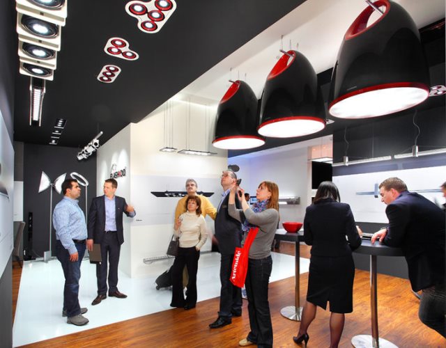 Firma LUG na targach Light+Building w 2012 r.