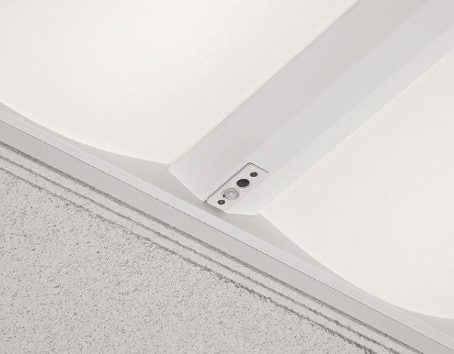 Inteligentne oprawy LED w sieciowej technologii SpaceWise