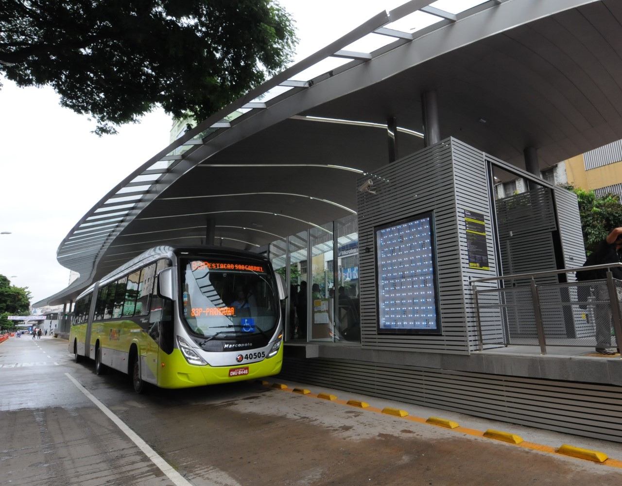 Klimatyzowane autobusy obsługujących Mistrzostwa Świata