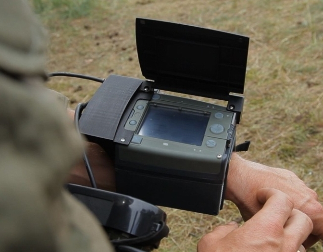 SKO-M (System Kierowania Ogniem Moździerzy) to system artyleryjski wspierający dowodzenie moździerzami, wykorzystujący najnowsze technologie informatyczne i łączności.