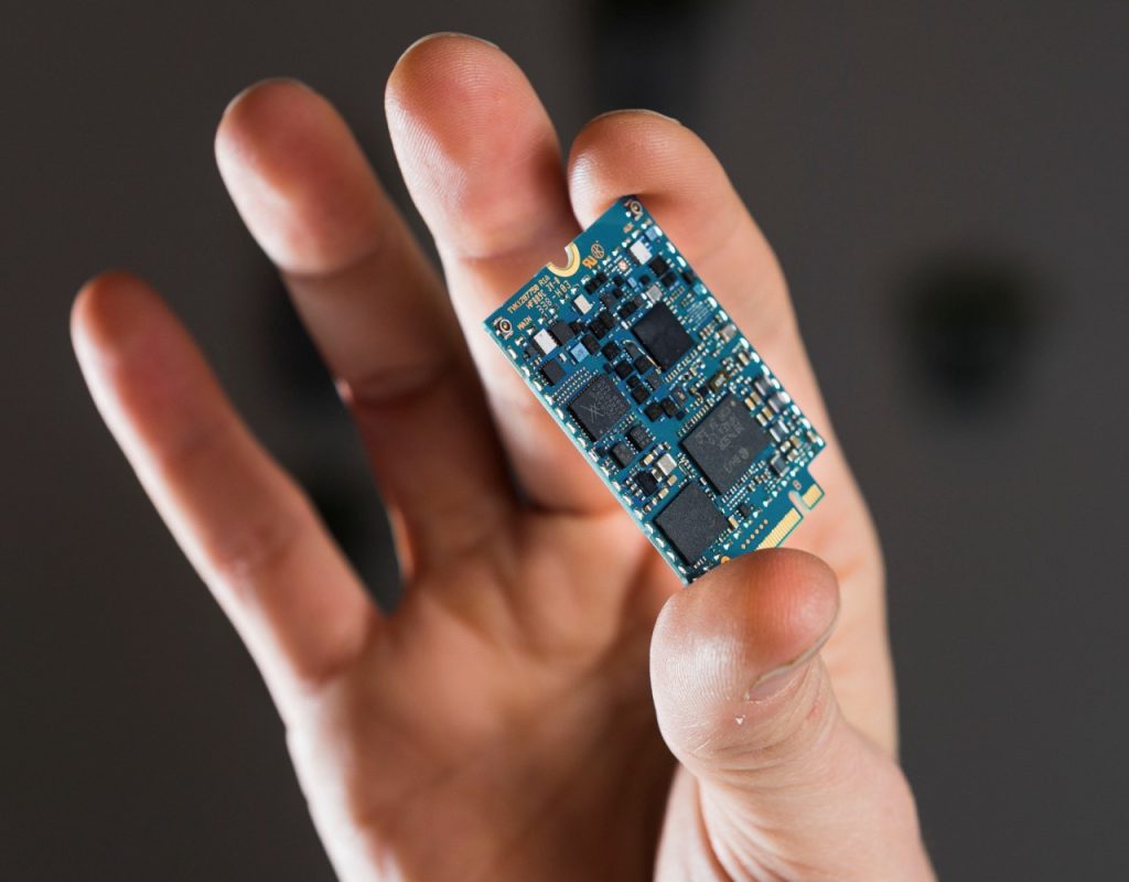 Koniec rozwoju małych modemów LTE, związany jest z zamiarem zmniejszenia lub przesunięcia siły roboczej. Trwają negocjacje z przedstawicielami pracowników w celu ustalenia dalszych działań.