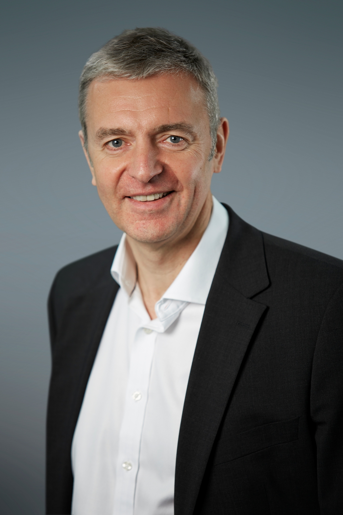 Firma Farnell element14 ogłosiła powołanie Richarda Slee na Prezesa ds. sprzedaży i marketingu w Europie.