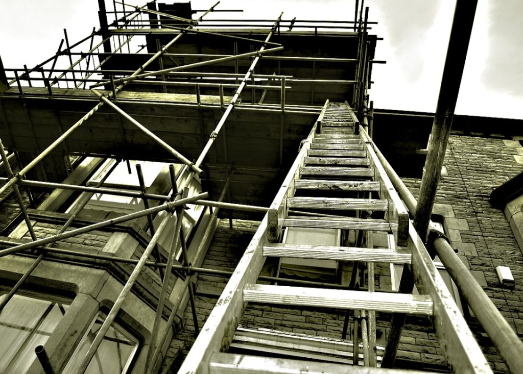 Rusztowania - obowiązujące normy i wymogi