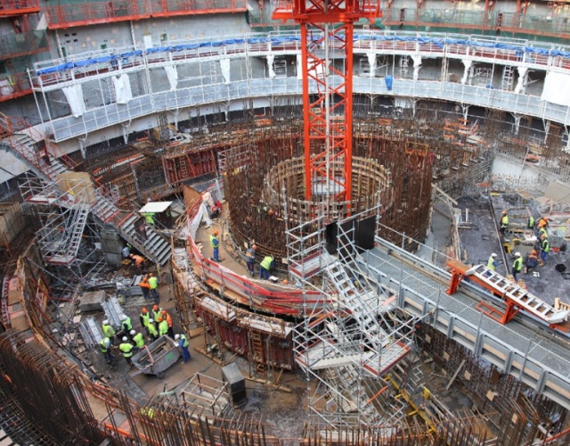 Budowa reaktora elektrowni jądrowej