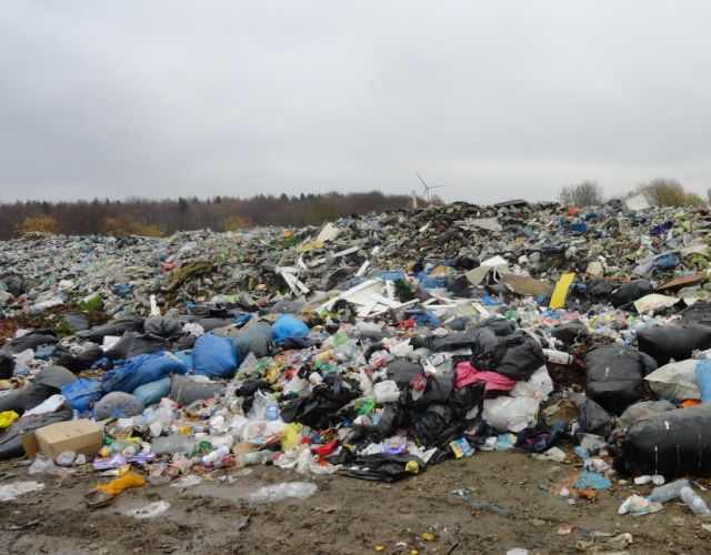 Na tym wysypisku powstaje farma fotowoltaiczna w Ustroniu Morskim