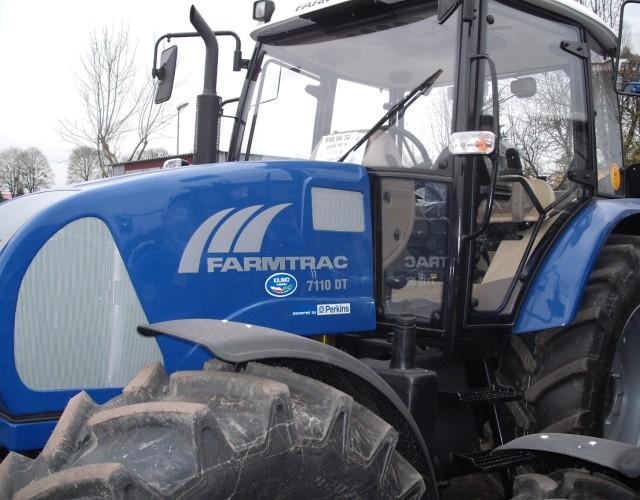 Układy hydrauliczne firmy Bosch Rexroth w ciągnikach rolniczych Farmtrac