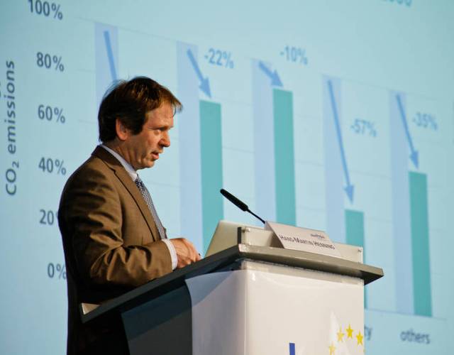 prof. Hans-Martin Henning z Instytutu Fraunhofera ISE