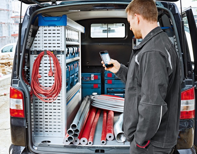 Aplikacja TrackMyTools pomaga użytkownikom odnaleźć właściwe narzędzie, dzięki czemu optymalizuje procesy pracy, oszczędza czas i zwiększa wydajność firmy.