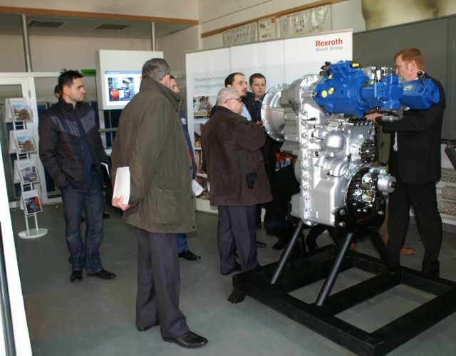 Inteligentne układy zarządzania energią, energia na żądanie oraz rekuperacja energii w maszynach roboczych