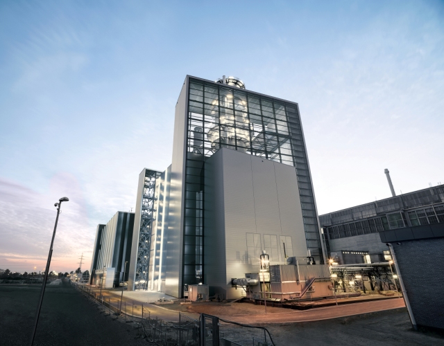 Rekordowy wynik 61,5 % sprawności bloku o mocy 603.8 MW w Elektrowni Lausward w Düsseldorfie