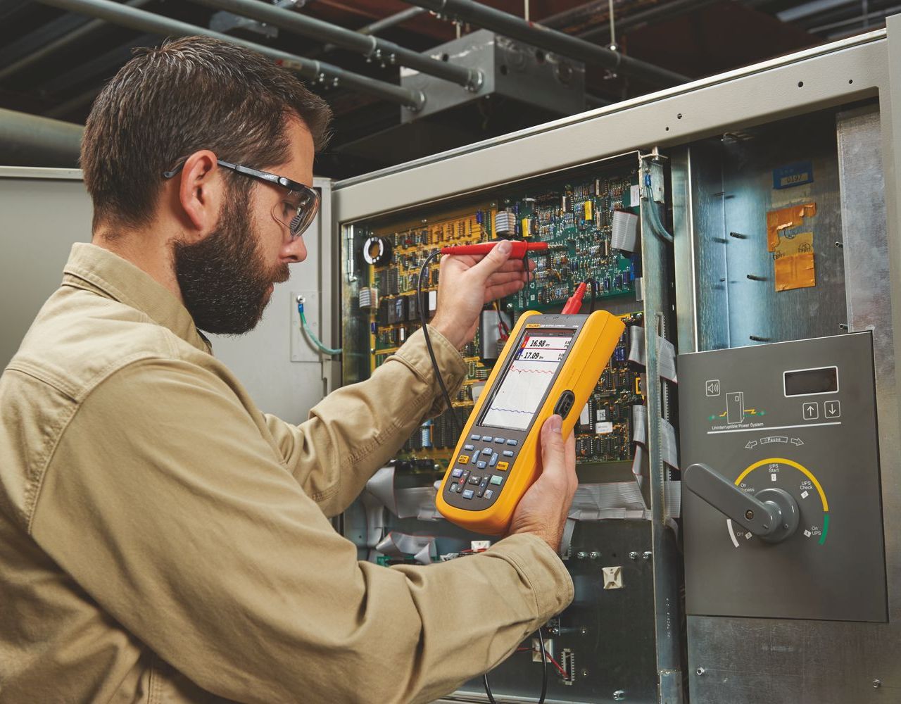 Fluke wprowadza do sprzedaży na rynku polskim urządzenia ScopeMeter Fluke serii 120B