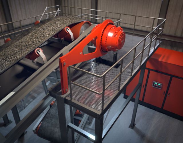 Przenośnik taśmowy z zainstalowanym bezpośrednim napędem hydraulicznym.