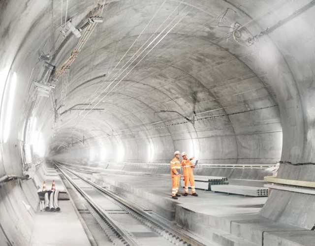 Pod koniec 2016 roku, kiedy Gotthard-Basistunnel zostanie oddany do użytku, trasa północ-południe będzie prowadzić przez największy na świecie tunel kolejowy.