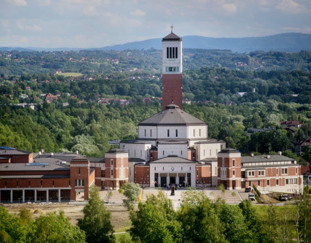 Pompy ciepła w krakowskim Centrum Jana Pawła II