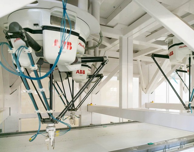 Roboty ABB w jednym z największych zakładów cukierniczych w Europie