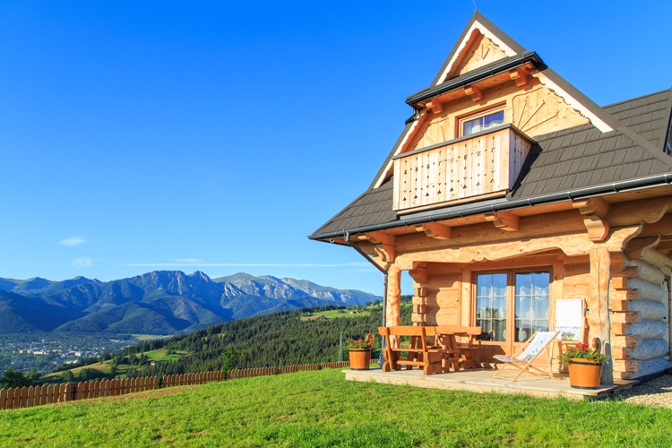 Dom zbudowany z bali