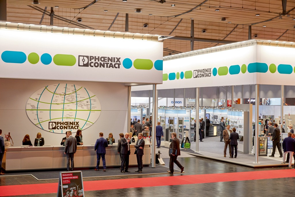 Stoisko Phoenix Contact na Hannover Messe 2017