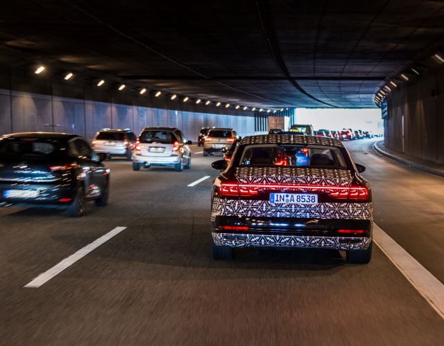 Automatyczny pilot jazdy w korkach Audi AI