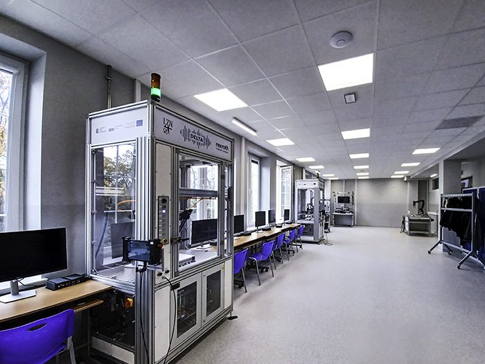 Branżowe Centrum Umiejętności – pracownia automatyzacji i robotyki (Fot. Bosch Rexroth Sp. z o.o.)