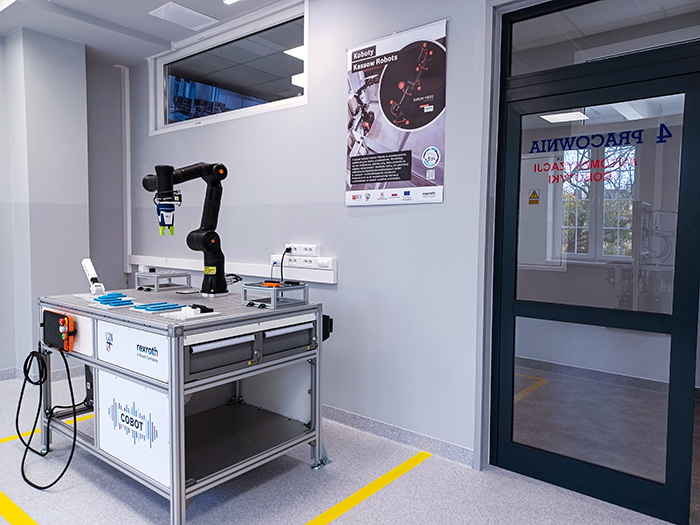 Branżowe Centrum Umiejętności – pracownia automatyzacji i robotyki, cobot Kassow Robots (Fot. Bosch Rexroth Sp. z o.o.)
