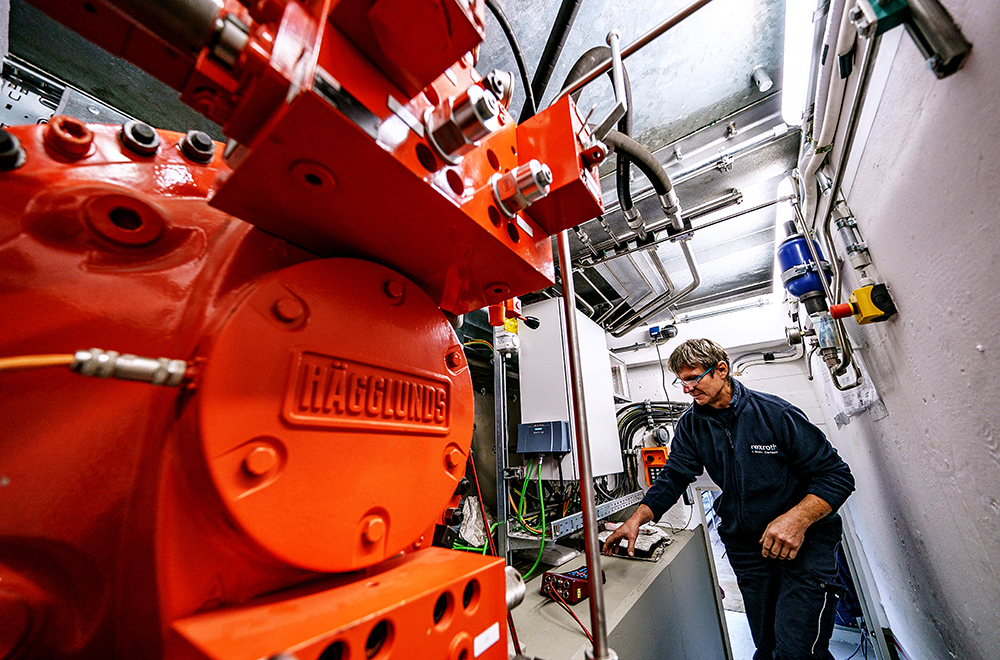 Silnik Hägglunds został zamontowany na nowej podstawie w ramach istniejącej konstrukcji. (Źródło obrazu: Hägglunds) Silnik Hägglunds został zamontowany na nowej podstawie w ramach istniejącej konstrukcji. (Źródło obrazu: Hägglunds)