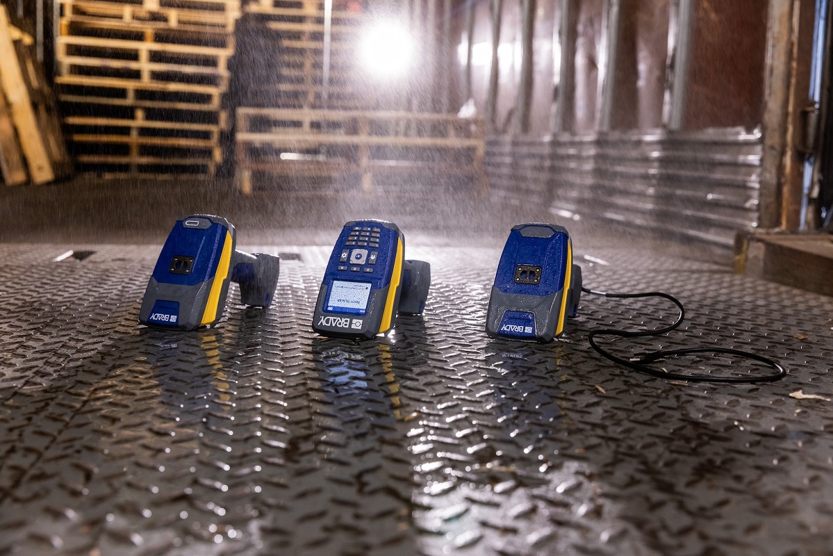 Nowe czytniki kodów kreskowych Brady