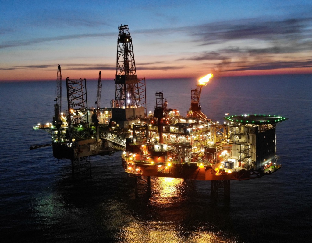 Zatłaczanie 150 000 ton CO2 rocznie do złóż ropy naftowej na Bałtyku z użyciem innowacyjnej technologii naprzemiennego zatłaczania wody złożowej (tzw. WAG)