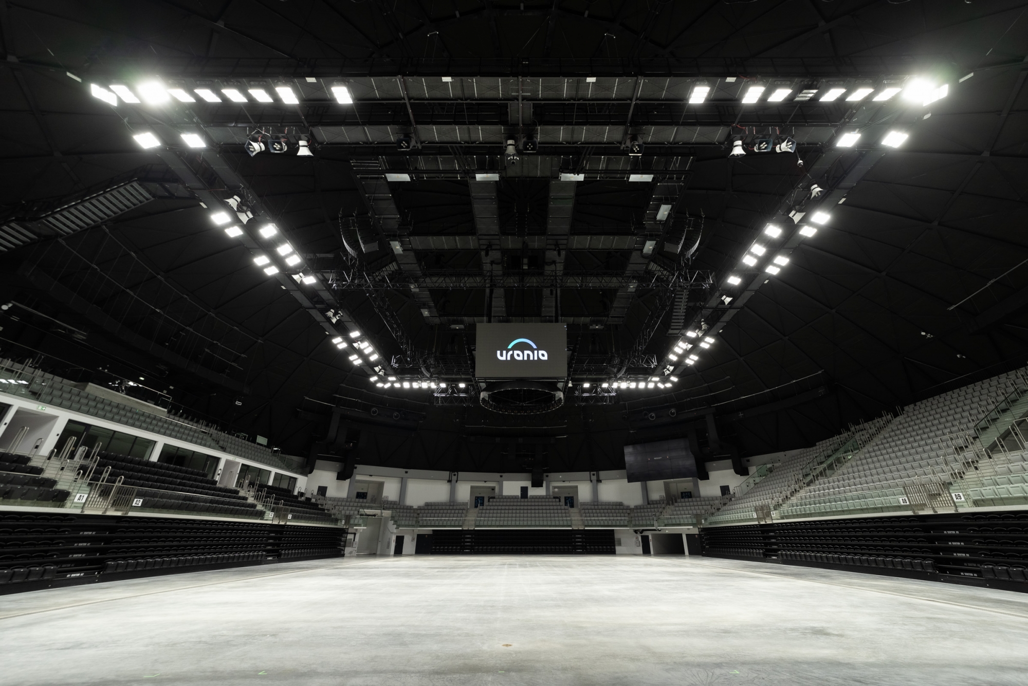 Kompleksowy system oświetleniowy od Signify w Hali Widowiskowo-Sportowej Urania w Olsztynie zapewnia 80% oszczędności zużycia energii