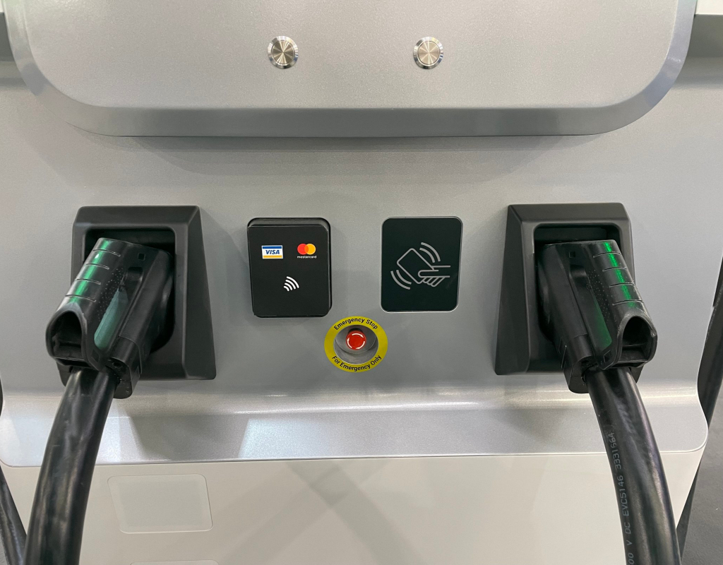 Stacja ładowania DC z dostępem RFID