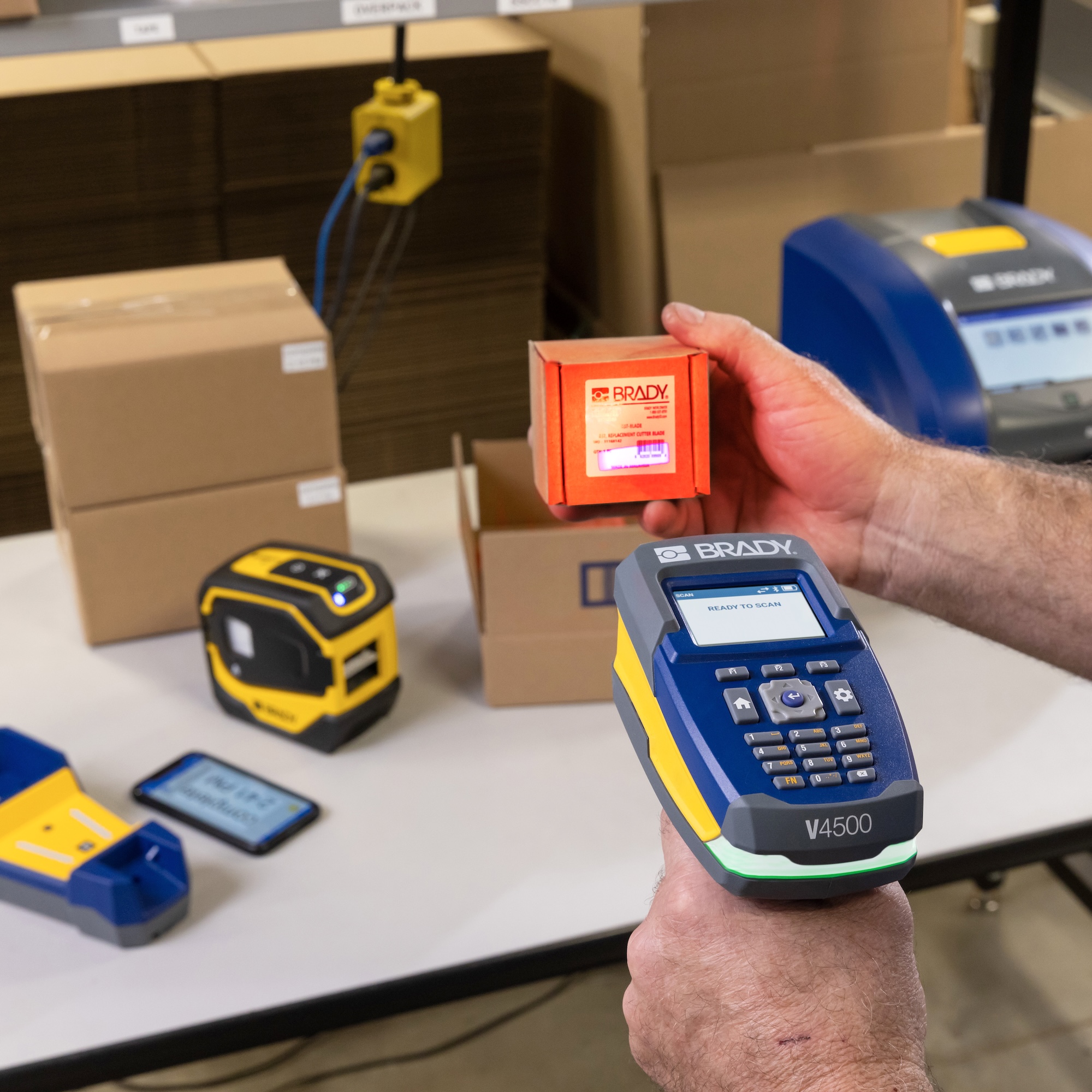 Nowe czytniki kodów kreskowych Brady